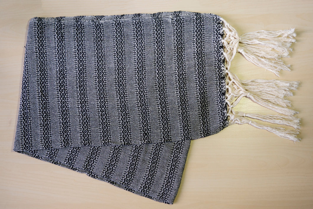 Rebozo - Classic Black & White